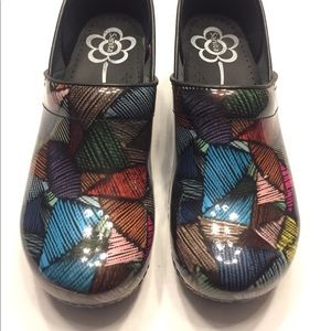 Size 41 Sanita clogs crazy colorful